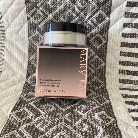 Mary Kay Other - Translucent Loose Powder